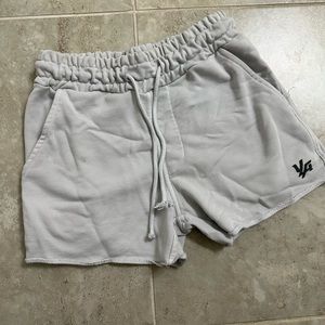 White young la shorts!